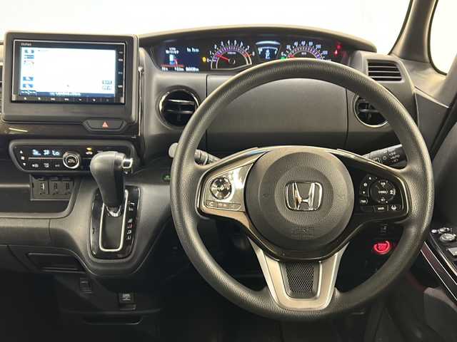 ホンダ Ｎ ＢＯＸ カスタム G L ホンダセンシング 道央・札幌 2019(平31)年 6.6万km プラチナホワイトパール /4WD//純正ナビ/（CD/SD/AM/FM/BT）//オートライト//衝突軽減ブレーキ//クルーズコントロール//レーンキープアシスト//バックカメラ//プッシュスタート//フォグライト//ステアリングリモコン//ヒーテッドミラー//ドアバイザー//横滑り防止装置//ECON//純正14インチAW
