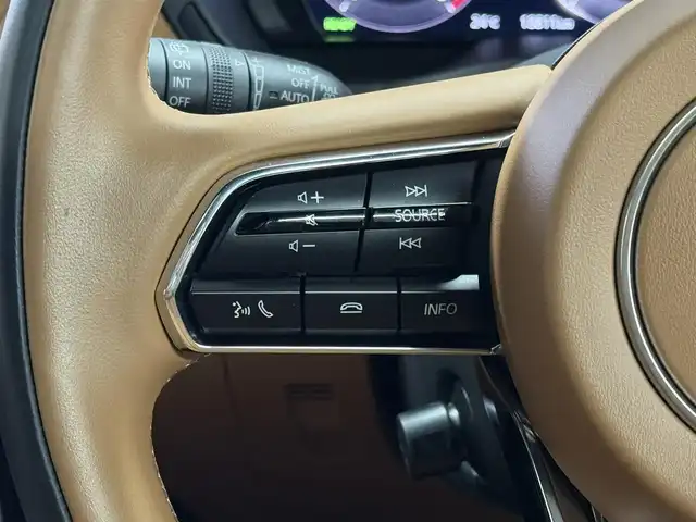 マツダ ＣＸ－６０ XD HV プレミアムスポーツ 三重県 2022(令4)年 1.9万km ソウルレッドクリスタルM ディーゼルターボ・マイルドハイブリッド/4WD/MTモード付8AT/12.3インチナビ/（FM/AM/Bluetooth/USB/CarPlay/AndroidAuto/TV/HDMI）/360°ビュー・モニター/BOSEサウンドシステム（12スピーカー）/ドライブレコーダー前後/ETC/i-ACTIVSENSE/・スマートブレーキサポート/・レーダークルーズコントロール/・クルージング&トラフィックサポート/・ドライバー異常時対応システム/・ドライバーモニタリング/・レーンキープアシストシステム/・ブラインドスポットモニタリング/・クロストラフィックアラート（前後）/・パーキングセンサー（前後）/・ヒルディセントコントロール/など/装備/・パノラマサンルーフ/・茶革（ナッパレザー＆レガーヌ：人工皮革）/・シートヒーター（D/N/2nd左右）＆ベンチレーション（D/N）/・ステアリングヒーター/・10wayパワーシート（Dメモリー付/N）/・ハンズフリーパワーリフトゲート/・ドライバーパーソナライズ/・アクティブドライビングディスプレイ/・150W電源/・ワイヤレス充電/・左右独立オートエアコン/・純正20inAW/・スマートキーx2/など