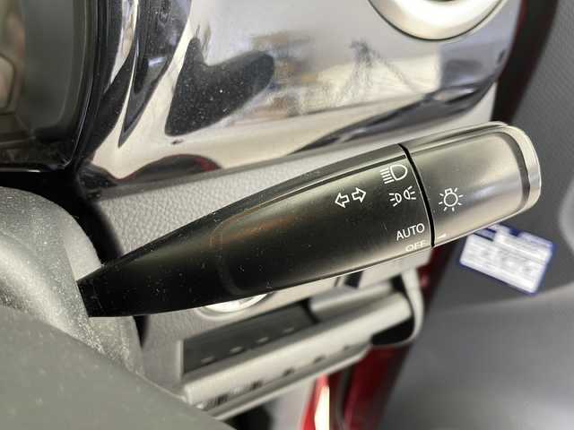 マツダ フレア クロスオーバー XS 千葉県 2015(平27)年 4.1万km フェニックスレッドパール/ブラック 衝突被害軽減システム/横滑り防止装置/純正V6型SDナビ（CA9PC）/　（Bluetooth/CD/DVD/フルセグTV/USB）/バックカメラ/アイドリングストップ/パワーステアリング/シートヒーター（D席）/社外フロアマット/オートライト/キセノンヘッドライト/フォグランプ/純正15インチアルミホイール