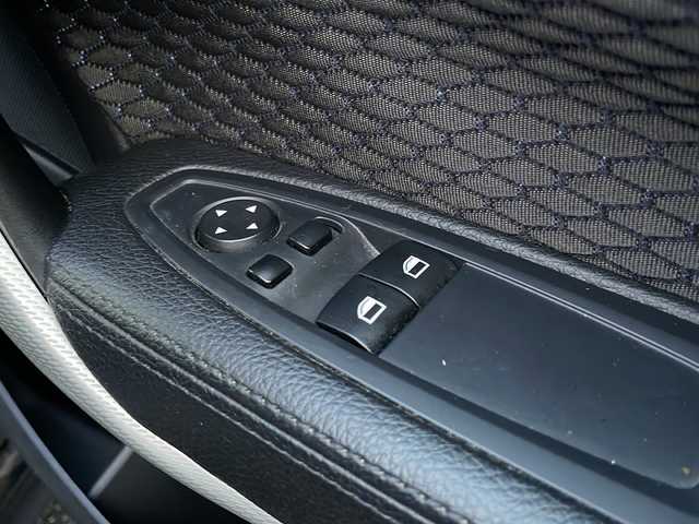 ＢＭＷ ２２０ｉ クーペ Mスポーツ 岩手県 2015(平27)年 8.7万km 黒 純正ナビ　バックカメラ　Ｂｌｕｅｔｏｏｔｈ　ＣＤ／ＤＶＤ再生　ＥＴＣ　クルーズコントロール　スマートキー　パワーシート　シートメモリ　純正１８インチＡＷ　コーナーセンサー　LEDオートライト　Fフォグ