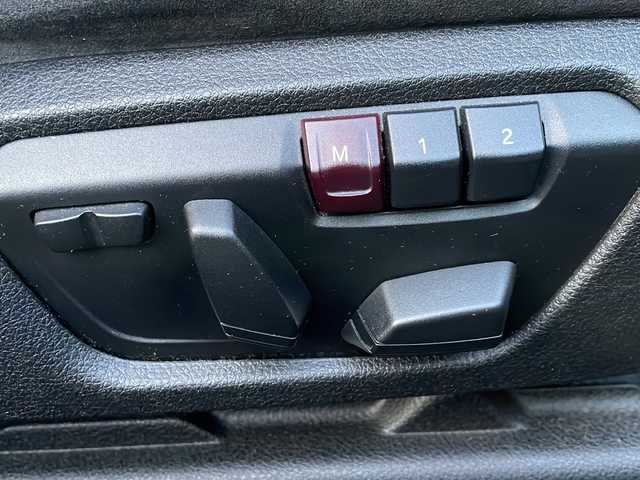 ＢＭＷ ２２０ｉ クーペ Mスポーツ 岩手県 2015(平27)年 8.7万km 黒 純正ナビ　バックカメラ　Ｂｌｕｅｔｏｏｔｈ　ＣＤ／ＤＶＤ再生　ＥＴＣ　クルーズコントロール　スマートキー　パワーシート　シートメモリ　純正１８インチＡＷ　コーナーセンサー　LEDオートライト　Fフォグ