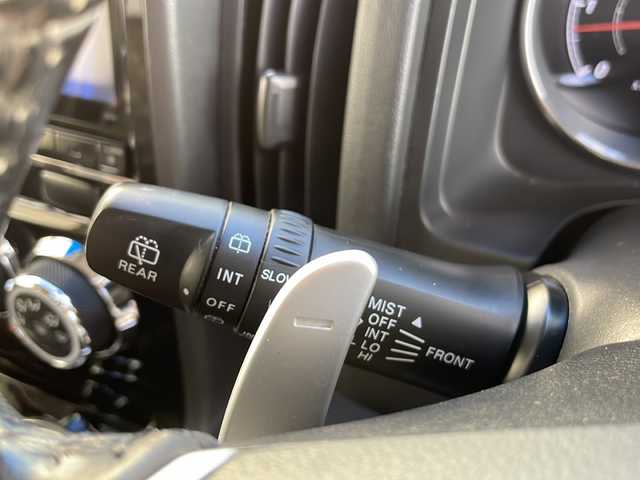 三菱 デリカＤ：５ D－Power package 岩手県 2017(平29)年 7.6万km ダイヤモンドブラックマイカ ＡＬＰＩＮＥ９型ナビ　ＡＬＰＩＮＥフリップダウンモニター　ダブルゾーン再生　両側電動スライドドア　ドラレコ　クルコン　コーナーセンサー　革調シートカバー　サイド／バックカメラ　パドルシフト　ＥＴＣ
