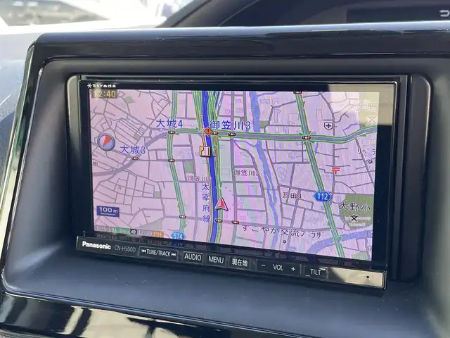 トヨタ ヴォクシー ハイブリッド ZS 福岡県 2017(平29)年 6万km ホワイトパールクリスタルシャイン 社外7型HDDナビ（フルセグTV/CD/DVD/BT）バックカメラ後席フリップダウンモニター両側パワスラ前後ドラレコETC純正フロアマット純正16インチアルミホイールスマートキープッシュスタート