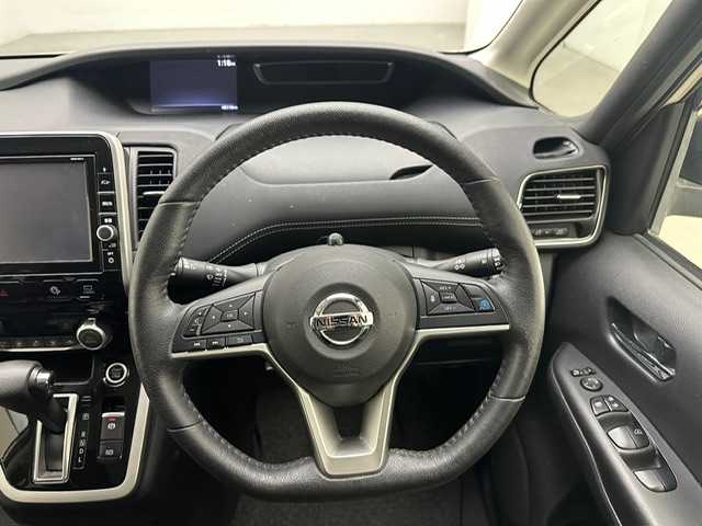 日産 セレナ ハイウェイスターVセレクションⅡ 兵庫県 2018(平30)年 4.9万km カシミヤグレージュ 2トーン 純正9インチナビ/フルセグ CD DVD BD BT MSV AUX/純正フリップダウンモニター/アラウンドビューモニター/プロパイロット/レーダークルーズコントロール/LDW/エマージェンシーブレーキ/ソナー/パーキングアシスト/デジタルインナーミラー/両側パワースライドドア/ハンズフリー機能付き/ドライブレコーダー/ビルトインETC/シートヒーター/ステアリングヒーター/LEDヘッドライト/LEDフォグライト/オートライト/スマートキー/スペアキー