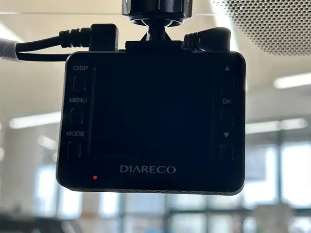 トヨタ オーリス 150X Sパッケージ 道央・札幌 2014(平26)年 8.8万km ブラックマイカ /ワンオーナー//4WD//純正SDナビ/(CD/AM/FM/BT/フルセグ)//寒冷地仕様//フロントワイパーデアイサー//AFS//ETC//HIDヘッドライト//フォグライト//12V/120W//横滑り防止//前後ドライブレコーダー//オートライト//レザーステアリング//ステアリングスイッチ//ツィーター//バニティミラー//ウィンカーミラー//オールオートパワーウィンドウ//純正フロアマット//プッシュスタート//スマートキー//社外AW195/65/15　2022年製/　冬タイヤセット　6分山積み込み//取扱説明書//ナビ説明書//保証書