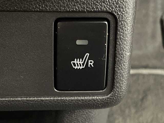 トヨタ パッソ モーダ　Gパッケージ 岐阜県 2019(平31)年 2.8万km ダークエメラルドマイカ 純正7インチナビ/AM/FM/CD/DVD/SD/BT/USB/ワンセグ/バックカメラ/ビルトインETC/D席シートヒーター/LEDヘッドライト/フォグランプ/前後コ－ナーセンサー/寒冷地仕様/プリクラッシュセーフティ/レーンキープアシスト/アイドリングストップ/プッシュスタート/スマートキー/スペアキー/純正フロアマット/純正サイドバイザー/純正14インチAW