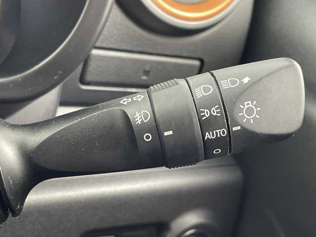 トヨタ パッソ モーダ　Gパッケージ 岐阜県 2019(平31)年 2.8万km ダークエメラルドマイカ 純正7インチナビ/AM/FM/CD/DVD/SD/BT/USB/ワンセグ/バックカメラ/ビルトインETC/D席シートヒーター/LEDヘッドライト/フォグランプ/前後コ－ナーセンサー/寒冷地仕様/プリクラッシュセーフティ/レーンキープアシスト/アイドリングストップ/プッシュスタート/スマートキー/スペアキー/純正フロアマット/純正サイドバイザー/純正14インチAW