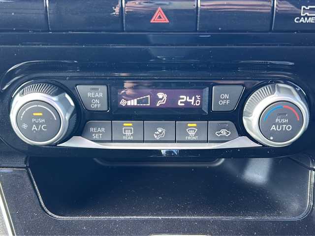 日産 セレナ ハイウェイスター V 山形県 2020(令2)年 7.8万km ダークメタルグレー 4WD/エマージェンシーブレーキ/クルーズコントロール/ブラインドスポットモニター/全方位カメラ/レーンキープアシスト/横滑り防止装置/前後ドライブレコーダー/純正9インチナビ/（Bluetooth/フルセグ/ＤＶＤ/AM/FM)/テレビキャンセラー/両側パワースライドドア/ETC/スマートキー/純正エンジンスターター/電動格納ミラー/ドアバイザー/オートLEDライト/フォグランプ/純正アルミホイール