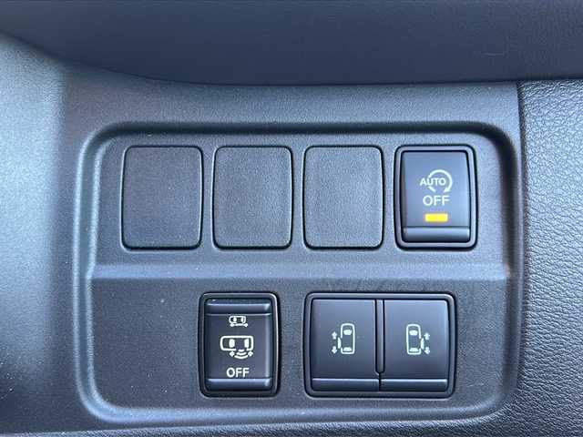 日産 セレナ ハイウェイスター V 山形県 2020(令2)年 7.8万km ダークメタルグレー 4WD/エマージェンシーブレーキ/クルーズコントロール/ブラインドスポットモニター/全方位カメラ/レーンキープアシスト/横滑り防止装置/前後ドライブレコーダー/純正9インチナビ/（Bluetooth/フルセグ/ＤＶＤ/AM/FM)/テレビキャンセラー/両側パワースライドドア/ETC/スマートキー/純正エンジンスターター/電動格納ミラー/ドアバイザー/オートLEDライト/フォグランプ/純正アルミホイール