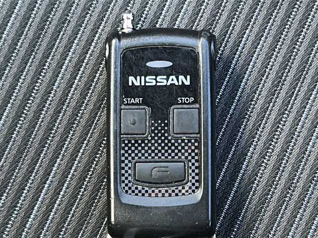 日産 セレナ ハイウェイスター V 山形県 2020(令2)年 7.8万km ダークメタルグレー 4WD/エマージェンシーブレーキ/クルーズコントロール/ブラインドスポットモニター/全方位カメラ/レーンキープアシスト/横滑り防止装置/前後ドライブレコーダー/純正9インチナビ/（Bluetooth/フルセグ/ＤＶＤ/AM/FM)/テレビキャンセラー/両側パワースライドドア/ETC/スマートキー/純正エンジンスターター/電動格納ミラー/ドアバイザー/オートLEDライト/フォグランプ/純正アルミホイール