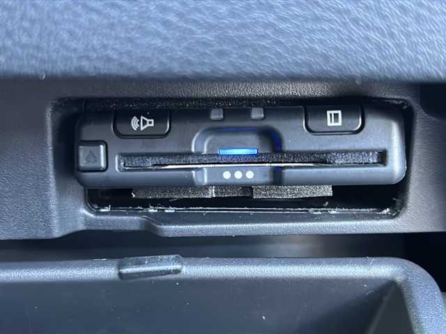 日産 セレナ ハイウェイスター V 山形県 2020(令2)年 7.8万km ダークメタルグレー 4WD/エマージェンシーブレーキ/クルーズコントロール/ブラインドスポットモニター/全方位カメラ/レーンキープアシスト/横滑り防止装置/前後ドライブレコーダー/純正9インチナビ/（Bluetooth/フルセグ/ＤＶＤ/AM/FM)/テレビキャンセラー/両側パワースライドドア/ETC/スマートキー/純正エンジンスターター/電動格納ミラー/ドアバイザー/オートLEDライト/フォグランプ/純正アルミホイール