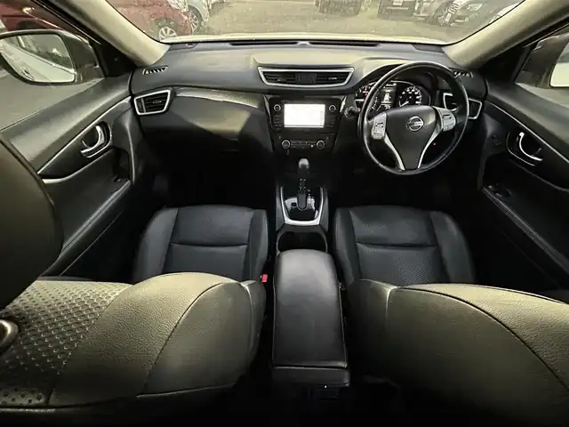 日産 エクストレイル ハイブリッド 20X エマージェンシーブレーキ 群馬県 2015(平27)年 8.2万km ブリリアントホワイトパール (株)IDOMが運営する【じしゃロン伊勢崎店】の自社ローン専用車両になりますこちらは現金またはオートローンご利用時の価格です。自社ローンご希望の方は別途その旨お申付け下さい/4WD/エマージェンシーブレーキ/純正SDナビゲーション/アラウンドビューモニター/CD/DVD/SD/BT/USB/AUX/ワンセグTV/クルーズコントロール/前席シートヒーター/コーナーセンサー/ETC/LEDヘッドライト/オートライト/フォグライト/ドアバイザー/純正フロアマット