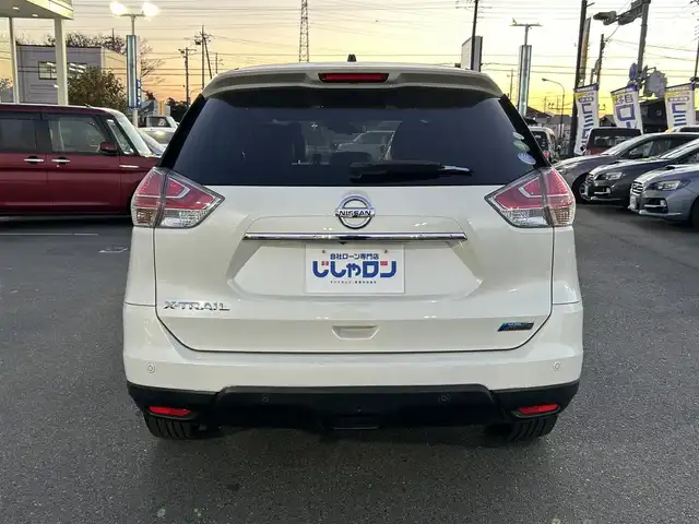 日産 エクストレイル ハイブリッド 20X エマージェンシーブレーキ 群馬県 2015(平27)年 8.2万km ブリリアントホワイトパール (株)IDOMが運営する【じしゃロン伊勢崎店】の自社ローン専用車両になりますこちらは現金またはオートローンご利用時の価格です。自社ローンご希望の方は別途その旨お申付け下さい/4WD/エマージェンシーブレーキ/純正SDナビゲーション/アラウンドビューモニター/CD/DVD/SD/BT/USB/AUX/ワンセグTV/クルーズコントロール/前席シートヒーター/コーナーセンサー/ETC/LEDヘッドライト/オートライト/フォグライト/ドアバイザー/純正フロアマット
