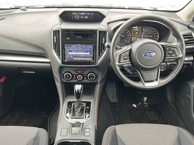スバル インプレッサ ＸＶ 2．0i－L アイサイト 秋田県 2018(平30)年 0.8万km クォーツブルーP 4WD/ワンオーナー/社外メモリナビ/Bluetooth、CD/DVD、フルセグTV/バックカメラ/ETC/レーダークルーズコントロール/純正17インチAW/スペアキー
