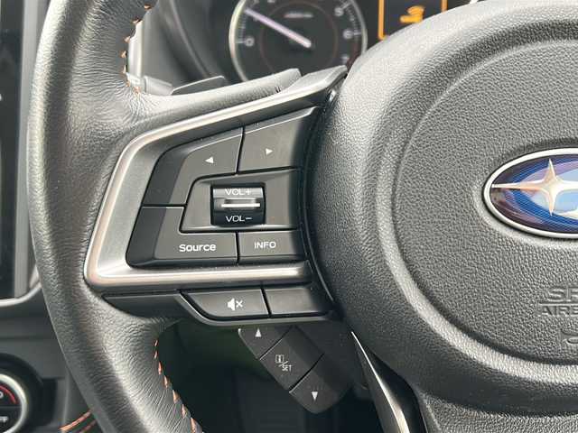 スバル インプレッサ ＸＶ 2．0i－L アイサイト 秋田県 2018(平30)年 0.8万km クォーツブルーP 4WD/ワンオーナー/社外メモリナビ/Bluetooth、CD/DVD、フルセグTV/バックカメラ/ETC/レーダークルーズコントロール/純正17インチAW/スペアキー