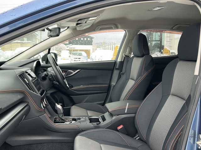 スバル インプレッサ ＸＶ 2．0i－L アイサイト 秋田県 2018(平30)年 0.8万km クォーツブルーP 4WD/ワンオーナー/社外メモリナビ/Bluetooth、CD/DVD、フルセグTV/バックカメラ/ETC/レーダークルーズコントロール/純正17インチAW/スペアキー