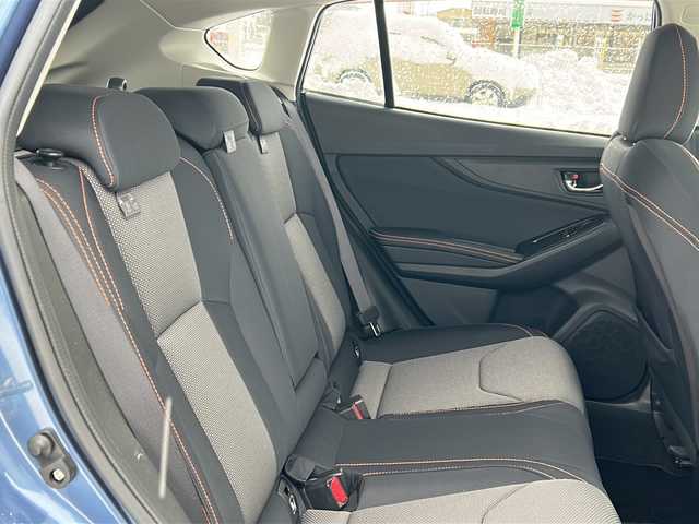 スバル インプレッサ ＸＶ 2．0i－L アイサイト 秋田県 2018(平30)年 0.8万km クォーツブルーP 4WD/ワンオーナー/社外メモリナビ/Bluetooth、CD/DVD、フルセグTV/バックカメラ/ETC/レーダークルーズコントロール/純正17インチAW/スペアキー