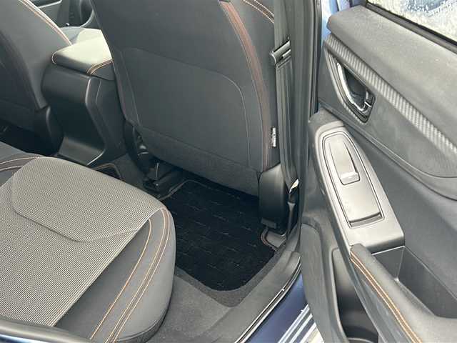 スバル インプレッサ ＸＶ 2．0i－L アイサイト 秋田県 2018(平30)年 0.8万km クォーツブルーP 4WD/ワンオーナー/社外メモリナビ/Bluetooth、CD/DVD、フルセグTV/バックカメラ/ETC/レーダークルーズコントロール/純正17インチAW/スペアキー