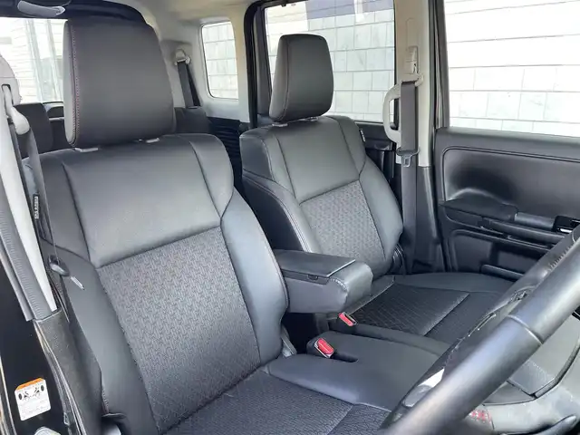 スズキ スペーシア カスタム HYBRID XS ターボ 愛知県 2019(令1)年 6.7万km ブルーイッシュブラックパール3 ・イクリプスメモリーナビ/・フルセグテレビ/・CD/DVD再生機能/・ミュージックサーバー(SD録音）/・Bluetooth接続機能/・バックカメラ/・ETC/・クルーズコントロール/・ドライブレコーダー内蔵型/・両側電動スライドドア/・ハーフレザーシート/・シートヒーター（運転席）/・純正フロアマット/・純正LEDヘッドライト/・オートライト/・衝突軽減ブレーキ/・レーンキープアシスト/・スマートキー/・プッシュスタート/・オートエアコン