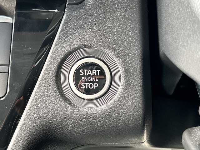 日産 ルークス HWS X プロパイロットED 福岡県 2022(令4)年 0.8万km スパークリングレッド/ブラック 純正9インチナビ/（AM/FM/Bluetooth/HDMI/フルセグ）/アラウンドビューモニター/プロパイロット/前後ドライブレコーダー/LEDヘッドライト/フォグランプ/電動パーキングブレーキ/ステアリングスイッチ/送風機/電動格納ミラー/ドアバイザー/スペアキー