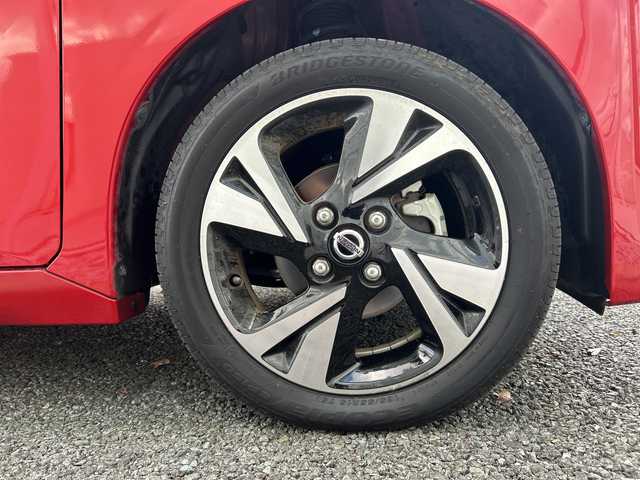 日産 ルークス HWS X プロパイロットED 福岡県 2022(令4)年 0.8万km スパークリングレッド/ブラック 純正9インチナビ/（AM/FM/Bluetooth/HDMI/フルセグ）/アラウンドビューモニター/プロパイロット/前後ドライブレコーダー/LEDヘッドライト/フォグランプ/電動パーキングブレーキ/ステアリングスイッチ/送風機/電動格納ミラー/ドアバイザー/スペアキー