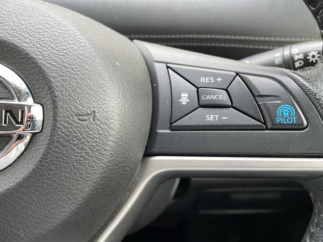 日産 セレナ ハイウェイスター 千葉県 2019(令1)年 6.2万km ブリリアントホワイトパール 外部検査実施済み/純正ナビ【フルセグ、BT、CD、USB、AUX】/純正16インチアルミホイール/プロパイロット/前後コーナーセンサー/アラウンドビュー/バックカメラ/両側パワースライドドア/ハンズフリーパワースライドドア/オートライト/フォグ/ドライブレコーダー/デジタルインナーミラー/保証書/取説/スマートキー×２