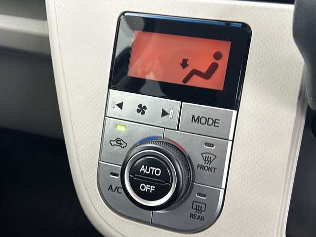 ダイハツ ムーヴ X リミテッドⅡ SAⅢ 鳥取県 2020(令2)年 3.2万km ブラックマイカメタリック 純正ナビ/(CD/DVD/BT/SD/iPod)/フルセグTV/バックカメラ/ETC/衝突軽減ブレーキ/前方ドライブレコーダー/シートヒーター/HIDヘッドライト/オートライト/オートハイビーム/ヘッドライトレベライザー/ステアリングリモコン/スマートキー/ドアバイザー/純正フロアマット/純正アルミ14インチ