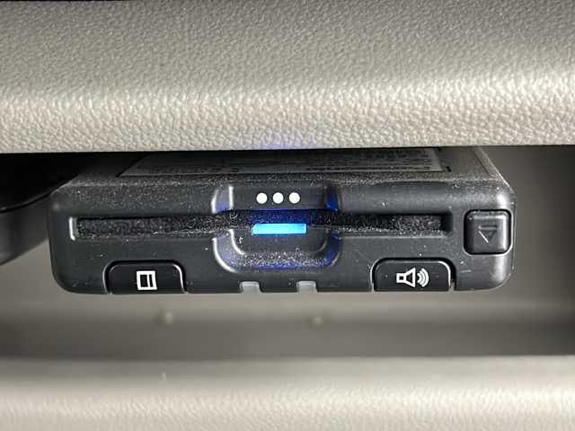 ダイハツ ムーヴ X リミテッドⅡ SAⅢ 鳥取県 2020(令2)年 3.2万km ブラックマイカメタリック 純正ナビ/(CD/DVD/BT/SD/iPod)/フルセグTV/バックカメラ/ETC/衝突軽減ブレーキ/前方ドライブレコーダー/シートヒーター/HIDヘッドライト/オートライト/オートハイビーム/ヘッドライトレベライザー/ステアリングリモコン/スマートキー/ドアバイザー/純正フロアマット/純正アルミ14インチ