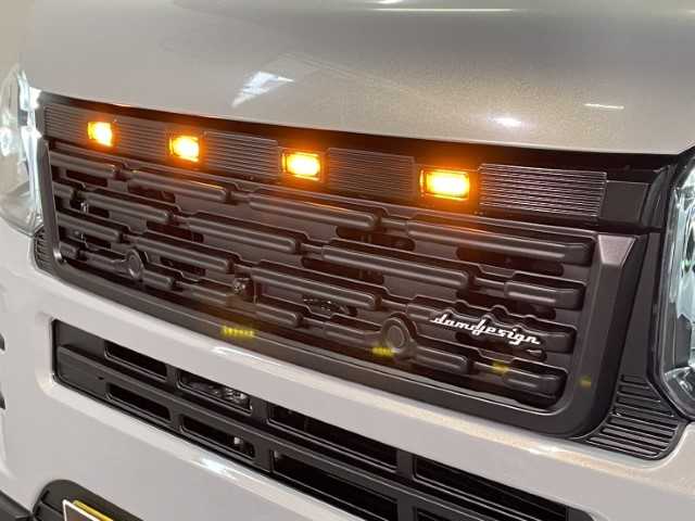 ホンダ Ｎ ＢＯＸ 長野県 2024(令6)年 1.2万km プレミアムサンライトホワイトパール AIS検査済み【2503051906】/4WD(フル）/LEDヘッドライト/オートライト/両側パワスラ/純正フロアマット/スマートキー/ディスプレイオーディオ/USB入力端子/Bluetooth接続/ETC/シートヒーター/AAC/障害物センサー/盗難防止装置/オートマチックハイビーム/バックカメラ/踏み間違い防止/レーンキープアシスト/横滑り防止/衝突被害軽減ブレーキ/ACC/15AW WEDS　マッドヴァンス07(社外）/TOYOオープンカントリーR/T（社外）/エスペリア　リフトアップキット（社外）/サイドドアガーニッシュ（社外）/ダムド　Angieフェイスチェンジキット（社外）/フロントカメラ（社外）/モニター（社外）/社外パーツ取付有