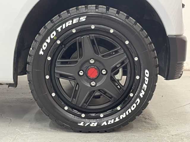 ホンダ Ｎ ＢＯＸ 長野県 2024(令6)年 1.2万km プレミアムサンライトホワイトパール AIS検査済み【2503051906】/4WD(フル）/LEDヘッドライト/オートライト/両側パワスラ/純正フロアマット/スマートキー/ディスプレイオーディオ/USB入力端子/Bluetooth接続/ETC/シートヒーター/AAC/障害物センサー/盗難防止装置/オートマチックハイビーム/バックカメラ/踏み間違い防止/レーンキープアシスト/横滑り防止/衝突被害軽減ブレーキ/ACC/15AW WEDS　マッドヴァンス07(社外）/TOYOオープンカントリーR/T（社外）/エスペリア　リフトアップキット（社外）/サイドドアガーニッシュ（社外）/ダムド　Angieフェイスチェンジキット（社外）/フロントカメラ（社外）/モニター（社外）/社外パーツ取付有