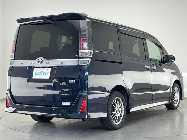 トヨタ ヴォクシー ハイブリッド ZS 煌Ⅲ 愛知県 2022(令4)年 3.5万km ブラッキッシュアゲハガラスフレーク 純正９型ナビ　フルセグＴＶ　Ｂｌｕｅｔｏｏｔｈ　バックカメラ　シートヒーター　ハーフレザー　両側パワスラドア　セーフティセンス　衝突軽減　クルコン　車線逸脱　ＬＥＤライト　フォグ　コーナーセンサ　禁煙