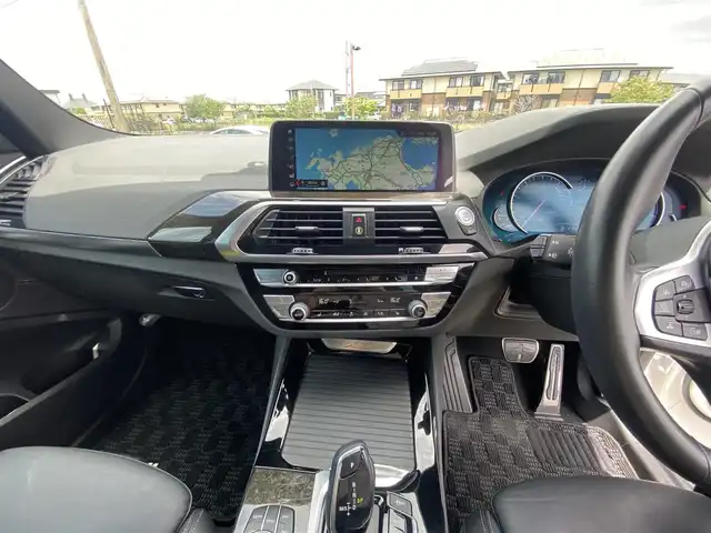 ＢＭＷ Ｘ３ xDrive20d Mスポーツ 福岡県 2018(平30)年 5.2万km アルピンホワイトⅢ ・アクティブクルーズコントロール/・純正HDDナビ/USB/Bluetooth/CD/DVD/・全方位カメラ/・黒革シート/シートヒーター/・社外前後ドライブレコーダー/・フルセグ/・ETC/・純正19AW/・プッシュスタート/・パーキングアシスト/・アイドリングストップ/・スマートキー/・スペアキー/・パーキングアシスト/・レーンキープアシスト/・オートライト/。LEDライト/・保証書/・取扱説明書/・ワイヤレス充電/・パドルシフト