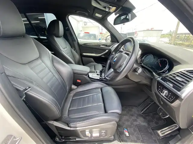 ＢＭＷ Ｘ３ xDrive20d Mスポーツ 福岡県 2018(平30)年 5.2万km アルピンホワイトⅢ ・アクティブクルーズコントロール/・純正HDDナビ/USB/Bluetooth/CD/DVD/・全方位カメラ/・黒革シート/シートヒーター/・社外前後ドライブレコーダー/・フルセグ/・ETC/・純正19AW/・プッシュスタート/・パーキングアシスト/・アイドリングストップ/・スマートキー/・スペアキー/・パーキングアシスト/・レーンキープアシスト/・オートライト/。LEDライト/・保証書/・取扱説明書/・ワイヤレス充電/・パドルシフト
