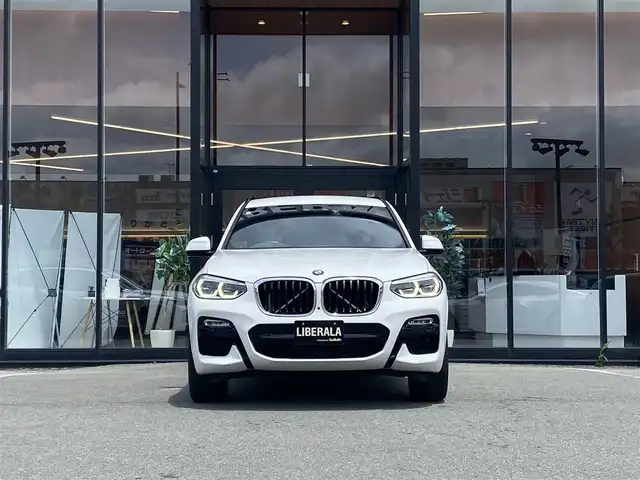 ＢＭＷ Ｘ３ xDrive20d Mスポーツ 福岡県 2018(平30)年 5.2万km アルピンホワイトⅢ ・アクティブクルーズコントロール/・純正HDDナビ/USB/Bluetooth/CD/DVD/・全方位カメラ/・黒革シート/シートヒーター/・社外前後ドライブレコーダー/・フルセグ/・ETC/・純正19AW/・プッシュスタート/・パーキングアシスト/・アイドリングストップ/・スマートキー/・スペアキー/・パーキングアシスト/・レーンキープアシスト/・オートライト/。LEDライト/・保証書/・取扱説明書/・ワイヤレス充電/・パドルシフト