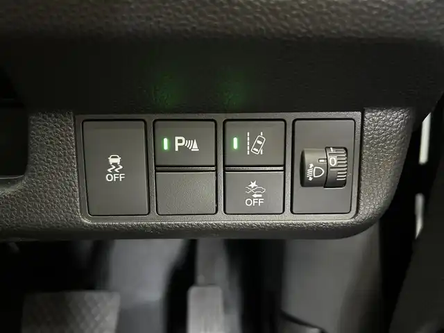 ホンダ Ｎ ＷＧＮ カスタム L 鹿児島県 2024(令6)年 0.1万km メテオロイドグレーメタリック ワンオーナー/純正ナビ/(フルセグ/BluetootAM/FM)/純正前方ドライブレコーダー/ETC/バックカメラ/前席シートヒーター/ホンダセンシング/　・衝突被害軽減ブレーキ/　・先行車発進お知らせ機能/　・歩行者事故低減ブレーキ/　・路外逸脱抑制機能/　・標識認識機能/　・オートハイビーム/　・渋滞追従機能付アダプティブクルーズコントロール/　・車線維持支援システム/　・誤発進抑制機能/電動パーキングブレーキ/オートブレーキホールド/本革巻きステアリング/ステアリングリモコン/純正アルミホイール/純正フロアマット/ドアバイザー/LEDフォグランプ