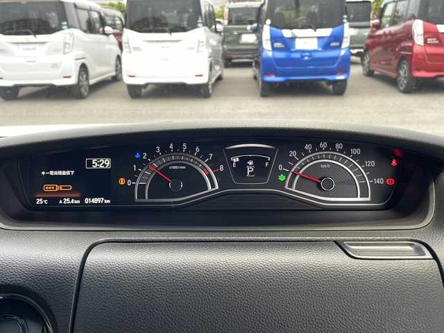 ホンダ Ｎ ＢＯＸ カスタム L 愛知県 2022(令4)年 1.5万km プラチナホワイトパール ホンダセンシング/衝突被害軽減ブレーキ/純正7インチディスプレイオーディオ/片側パワースライドドア/レーダークルーズコントロール/シートヒーター/ワンセグTV/CD DVD/Bluetooth/バックカメラ/コーナーセンサー/純正アルミホイール/LEDヘッドライト/オートマチックハイビーム/ドライブレコーダー/ETC/ステアリングスイッチ/スマートキー/プッシュスタート
