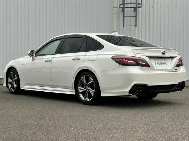 トヨタ クラウン ハイブリッド RS アドバンス 愛媛県 2018(平30)年 4.3万km ホワイトパールクリスタルシャイン サンルーフ/メーカーOPナビ/Bluetooth・フルセグTV・CD・DVD/ブラインドスポットモニター/全方位カメラ/デジタルインナーミラー/パドルシフト/追従型クルーズコントロール/コーナーセンサー/シートメモリー/パワーシート/レザーシート/ETC2.0/フォグランプ/横滑り防止装置/衝突被害軽減システム/オートライト/オートマチックハイビーム/レーンキープアシスト/カーテンエアバッグ/パーキングアシスト