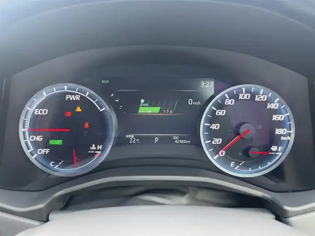 トヨタ クラウン ハイブリッド RS アドバンス 愛媛県 2018(平30)年 4.3万km ホワイトパールクリスタルシャイン サンルーフ/メーカーOPナビ/Bluetooth・フルセグTV・CD・DVD/ブラインドスポットモニター/全方位カメラ/デジタルインナーミラー/パドルシフト/追従型クルーズコントロール/コーナーセンサー/シートメモリー/パワーシート/レザーシート/ETC2.0/フォグランプ/横滑り防止装置/衝突被害軽減システム/オートライト/オートマチックハイビーム/レーンキープアシスト/カーテンエアバッグ/パーキングアシスト
