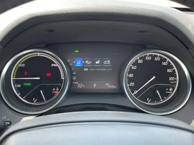 トヨタ カムリ G 鳥取県 2018(平30)年 7.7万km プラチナホワイトパールマイカ 純正ナビ/フルセグ/ＤＶＤ/ＣＤ/ＢＴ/ＵＳＢ/バックカメラ・ビルトインＥＴＣ/ドライブレコーダー(前方）/トヨタセーフティセンス/レーダークルーズコントロール/レーンキープアシスト/運転席パワーシート/LEDヘッドライト/純正１７インチアルミホイール/プッシュエンジンスタート/純正フロアマット/ドアバイザー