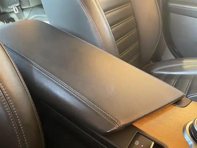 アルファロメオ ジュリア スーパー 愛知県 2019(令1)年 5.1万km 白 純正ディスプレイオーディオ/AppleCarPlay/黒革シート /シートヒーター /パワーシート/バックカメラ/harman/kardon /ACC/レーンキープ/ブラインドスポット /パドルシフト /プッシュスタート/ETC /HIDヘッドライト/オートライト /純正18アルミホイール/スマートキー