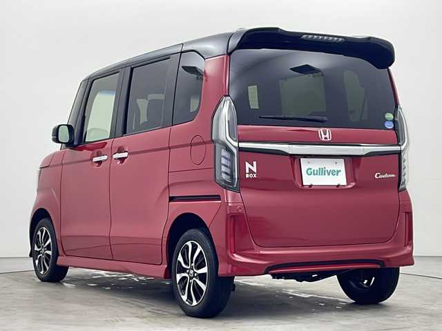 ホンダ Ｎ ＢＯＸ カスタム G L ホンダセンシング 秋田県 2020(令2)年 3.9万km ミラノレッド 4WD/片側パワースライドドア/純正ナビ/(フルセグTV/Bluetooth/DVD)/バックカメラ/レーダークルーズコントロール/レーンキープアシスト/衝突被害軽減システム/横滑防止機能/プッシュスタート/純正エンジンスターター/スマートキー/前席シートヒーター/オートライト/LEDヘッドライト/フォグランプ/ステアリングリモコン/電動格納ミラー/ETC/後方コーナーセンサー/純正フロアマット/純正アルミホイール/取扱説明書