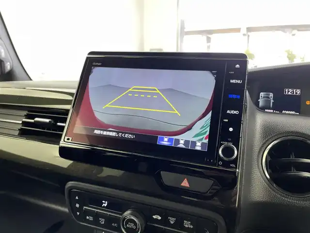 ホンダ Ｎ ＢＯＸ カスタム G L ホンダセンシング 福井県 2020(令2)年 3.9万km ミラノレッド 4WD/片側パワースライドドア/純正ナビ/(フルセグTV/Bluetooth/DVD)/バックカメラ/レーダークルーズコントロール/レーンキープアシスト/衝突被害軽減システム/横滑防止機能/プッシュスタート/純正エンジンスターター/スマートキー/前席シートヒーター/オートライト/LEDヘッドライト/フォグランプ/ステアリングリモコン/電動格納ミラー/ETC/後方コーナーセンサー/純正フロアマット/純正アルミホイール/取扱説明書