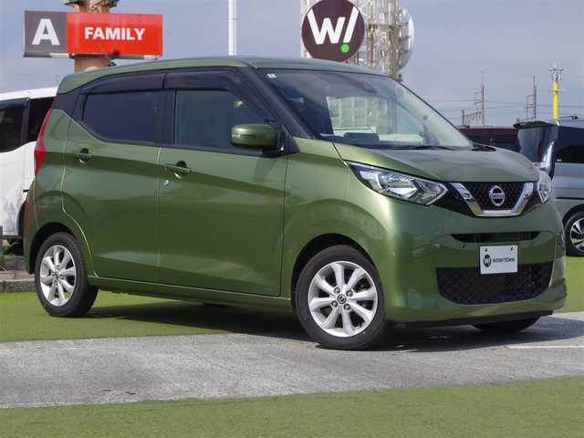 日産 デイズ X 千葉県 2020(令2)年 4.5万km プレミアムオリーブメタリック エマージェンシーブレーキ/アイドリングストップ/純正SDナビ/【DVD/CD再生機能】/アラウンドビューモニター/ウインカーミラー/コーナーセンサー/純正14インチアルミホイル/サイド/カーテンエアバッグ/インテリジェントキー