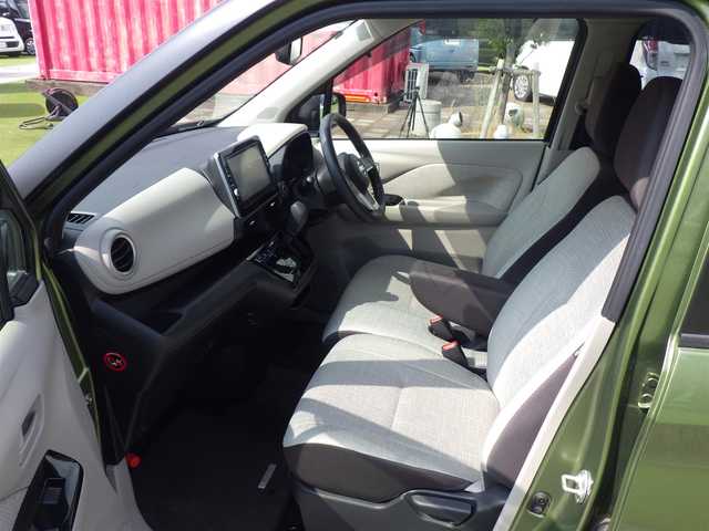 日産 デイズ X 千葉県 2020(令2)年 4.5万km プレミアムオリーブメタリック エマージェンシーブレーキ/アイドリングストップ/純正SDナビ/【DVD/CD再生機能】/アラウンドビューモニター/ウインカーミラー/コーナーセンサー/純正14インチアルミホイル/サイド/カーテンエアバッグ/インテリジェントキー