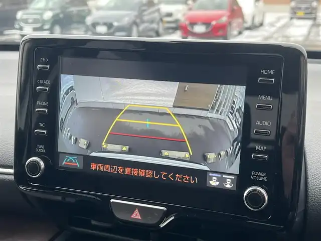 トヨタ ヤリスクロス ハイブリッド Z 秋田県 2022(令4)年 3.5万km ホワイトパールクリスタルシャイン ４WD/衝突軽減システム/LEDヘッドライト/純正メモリナビ（BT/AM/FM/USB）/バックカメラ/トヨタ純正１６インチアルミ（冬タイヤ装着）/スマートキー/アイドリングストップ/プッシュスタート/クルーズコントロール追従走行あり/オートマチックハイビーム/レーンキープアシスト/コーナーセンサー/ダウンヒルアシストコントロール/ステアリングスイッチ/ステアリングヒーター/前席シートヒーター/運転席パワーシート/ドライブレコーダー/ビルトインETC/電動パーキングブレーキ/オートブレーキホールド機能/純正フロアマット/純正ドアバイザー/オートライト/オートエアコン/パワーステアリング/パワーウィンドウ/ヘッドライトレベライザー/横滑り防止/盗難防止装置/電動格納ウィンカーミラー