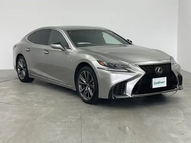 レクサス ＬＳ 500 Fスポーツ 愛知県 2018(平30)年 9.3万km ソニックチタニウム レクサスセーフティセンス/　　・プリクラッシュセーフティ/　　・レーントレーシングアシスト/　　・アダプティブハイビーム/　　・レーダークルーズコントロール/　　・フロントクロストラフィックアラート/　　・リヤクロストラフィックアラート/　　・ロードサインアシスト/　　・先行車発進告知機能/　　・ドライバー異常時対応システム/　　・BSM/クリアランスソナー/ツインターボ/純正エアサス/ヘッドアップディスプレイ/デジタルインナーミラー/ドライブレコーダー（360°＋リヤ）/純正12.3インチナビ/　　・CD/DVD/フルセグ/BT/パノラミックビューモニター/ビルトインETC2.0/本革巻ステアリングリモコン/ステアリングヒーター/レザーシート/パワーシート（前席）/シートメモリポジションメモリ機能（前席）/シートヒーター（全席）/ベンチレーション（前席）/リヤウィンドウ電動サンシェード/パワートランクリッド/電子制御エアサスペンション/3眼LEDヘッドライト/デイライト/シーケンシャルランプ/純正20インチアルミホイール