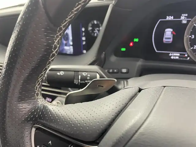 レクサス ＬＳ 500 Fスポーツ 愛知県 2018(平30)年 9.3万km ソニックチタニウム レクサスセーフティセンス/　　・プリクラッシュセーフティ/　　・レーントレーシングアシスト/　　・アダプティブハイビーム/　　・レーダークルーズコントロール/　　・フロントクロストラフィックアラート/　　・リヤクロストラフィックアラート/　　・ロードサインアシスト/　　・先行車発進告知機能/　　・ドライバー異常時対応システム/　　・BSM/クリアランスソナー/ツインターボ/純正エアサス/ヘッドアップディスプレイ/デジタルインナーミラー/ドライブレコーダー（360°＋リヤ）/純正12.3インチナビ/　　・CD/DVD/フルセグ/BT/パノラミックビューモニター/ビルトインETC2.0/本革巻ステアリングリモコン/ステアリングヒーター/レザーシート/パワーシート（前席）/シートメモリポジションメモリ機能（前席）/シートヒーター（全席）/ベンチレーション（前席）/リヤウィンドウ電動サンシェード/パワートランクリッド/電子制御エアサスペンション/3眼LEDヘッドライト/デイライト/シーケンシャルランプ/純正20インチアルミホイール