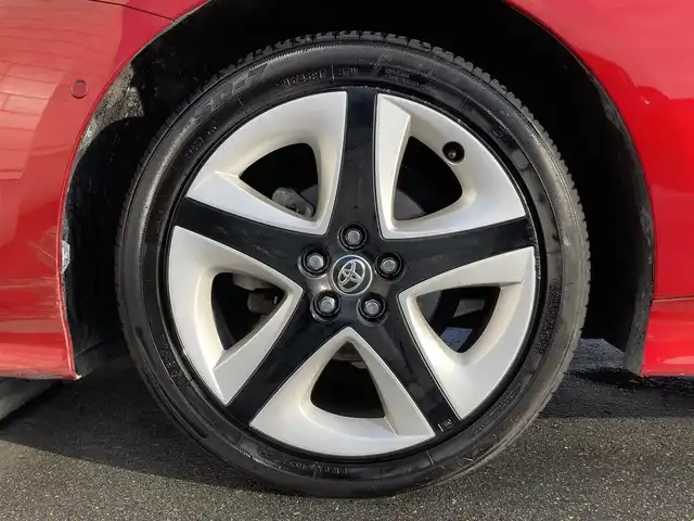 トヨタ プリウス A ツーリングセレクション 静岡県 2016(平28)年 7.6万km エモーショナルレッド Toyota Safety Sense/純正9インチナビ(DSZT-YC4T)/　AM FM CD DVD Bluetooth USB HDMI SDREC/フルセグTV/ビルトインETC/バックモニター/レーダークルーズコントロール/LEDオートヘッドライト/シートヒーター(前席)/前後クリアランスソナー/純正17インチアルミホイール/ヘッドアップディズプレイ/スマートキー2本/フロントフォグランプ/前後方ドライブレコーダー/レザーシート