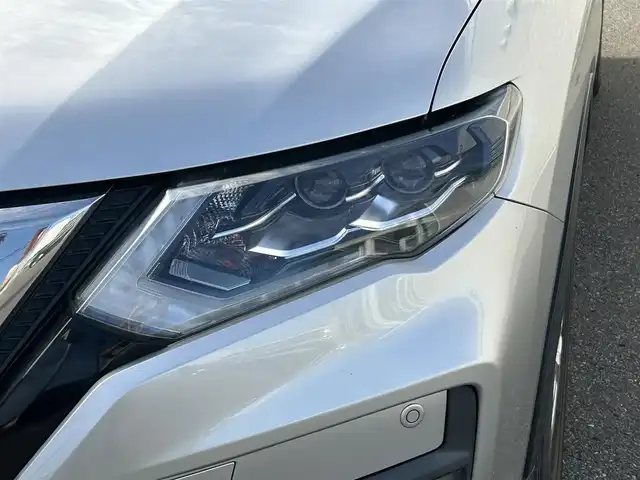 日産 エクストレイル ハイブリッド 20Xi 山形県 2020(令2)年 5.1万km ブリリアントシルバー 純正ナビ/・フルセグTV/AM/FM/DVD/Bluetooth/4WD/禁煙車/全周囲カメラ/追従式クルーズコントロール/前後ドライブレコーダー/プロパイロット/オートホールド/ナイトビジョン/横滑り防止装置/オートライト/ダウンヒルアシストコントロール/パワーバックドア/前後コーナーセンサー/前席ヒートシーター/ETC/電動パーキングブレーキ/取扱説明書