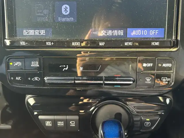 トヨタ プリウス Sツーリングセレクション 岡山県 2021(令3)年 8.4万km プラチナホワイトパールマイカ 登録時走行距離83987km/ワンオーナー/モデリスタエアロ/純正9インチSDナビ/（AM.FM.BT.フルセグ.CD/DVD）/パノラミックビューモニター/トヨタセーフティセンス/・プリクラッシュセーフティ/・アダプティブクルーズコントロール/・レーンディパーチャアラート/・オートマチックハイビーム/ビルトインETC/AC100V/合皮シート/シートヒーター/てれびきゃんせらー/スマートキー×２/純正17インチアルミホイール
